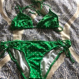 Size large Roxy Bikini